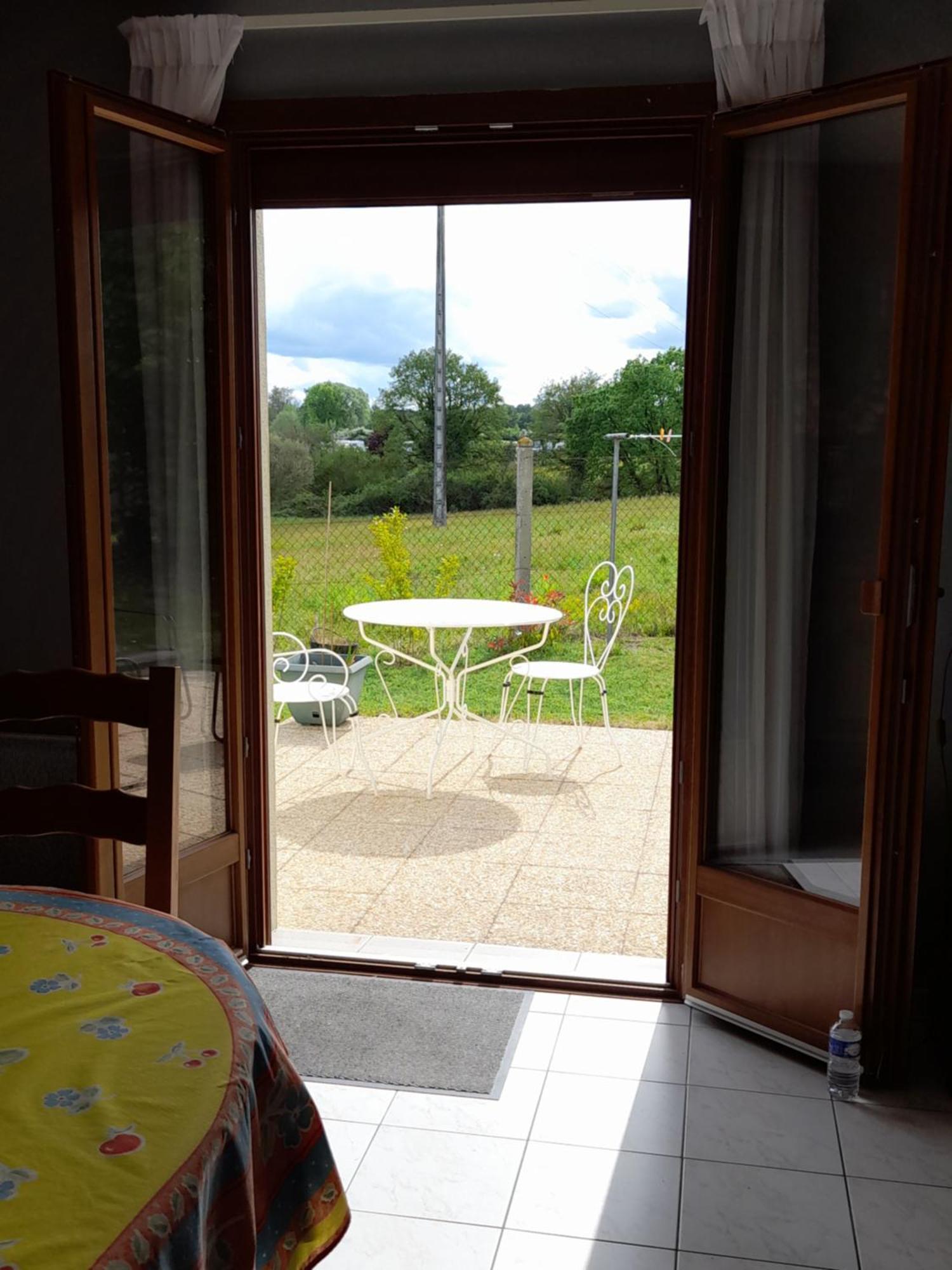 La Belle Maisonette Montmorillon Rum bild